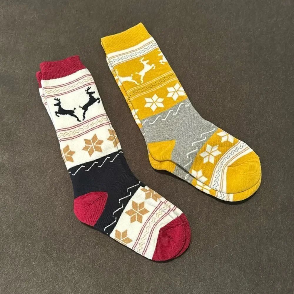 Kids Unisex Winter Snow Ski Socks 2 Pairs Reindeer Design Size Small NEW